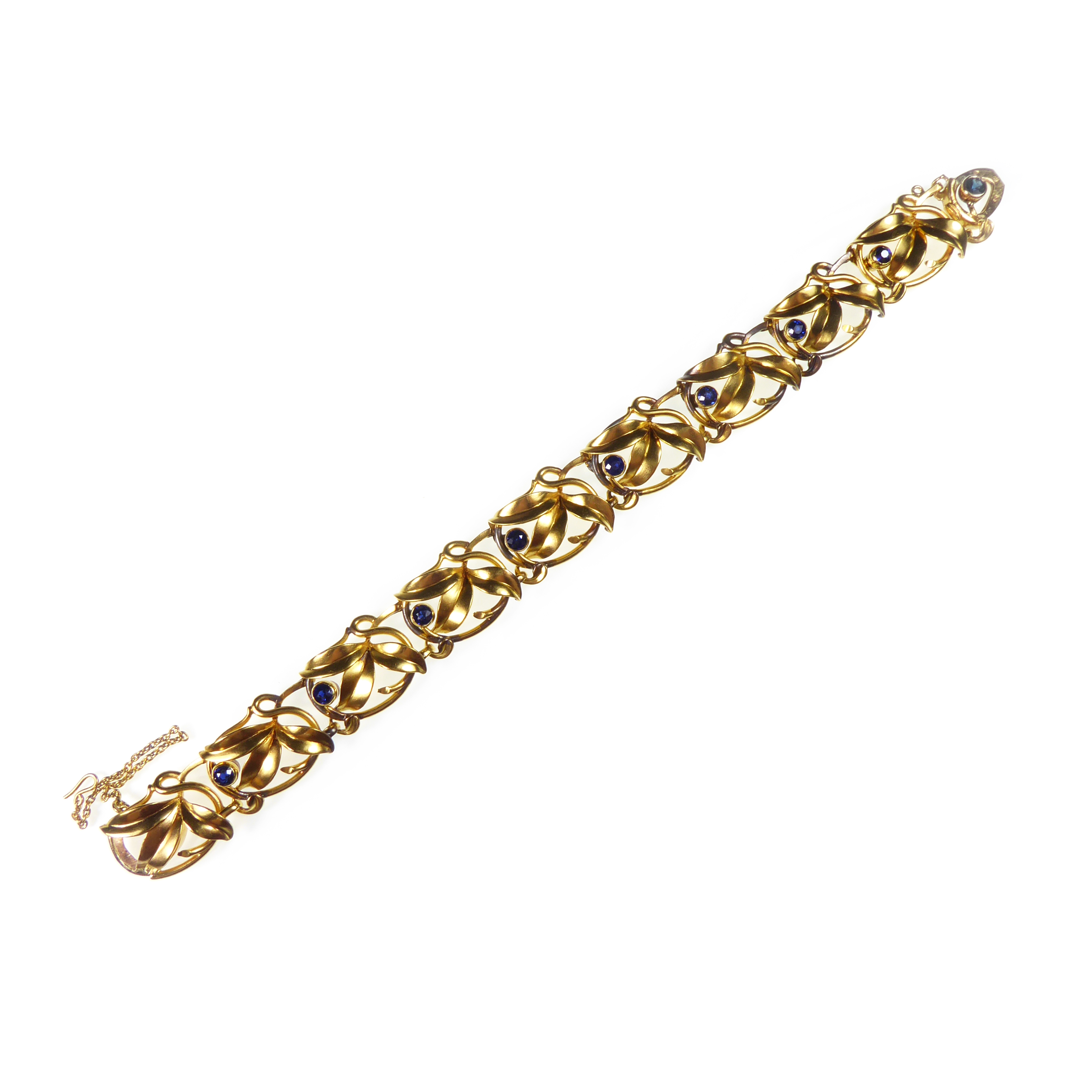 Art Nouveau 18ct gold oval leaf scroll and sapphire bracelet, French c.1900,